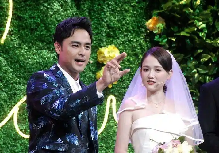 "初代霸总"明道老婆王婷萱:出道比他还早,却被嘲"高攀"?