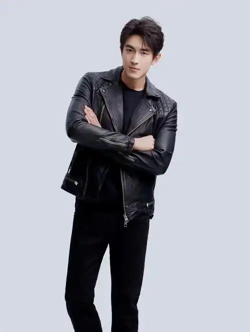 随便开个林更新的养眼楼吧,随便看看.