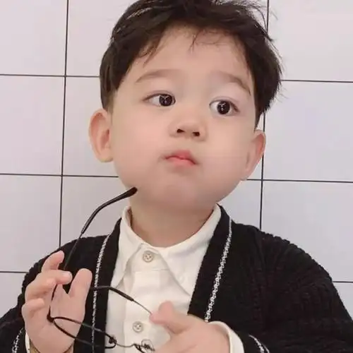 可爱小男孩头像图片2022最火爆_萌娃头像_头像屋