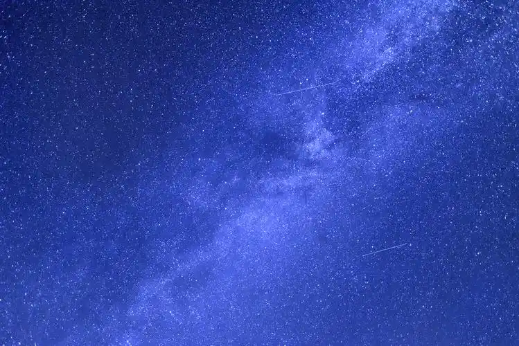 蓝色星空图片_蓝色星空图片大全_蓝色星空图片下载