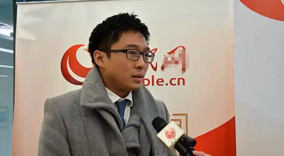 多情的霍启山:恋过章子怡,错过何超莲,最听大嫂郭晶晶的话_霍家_感情