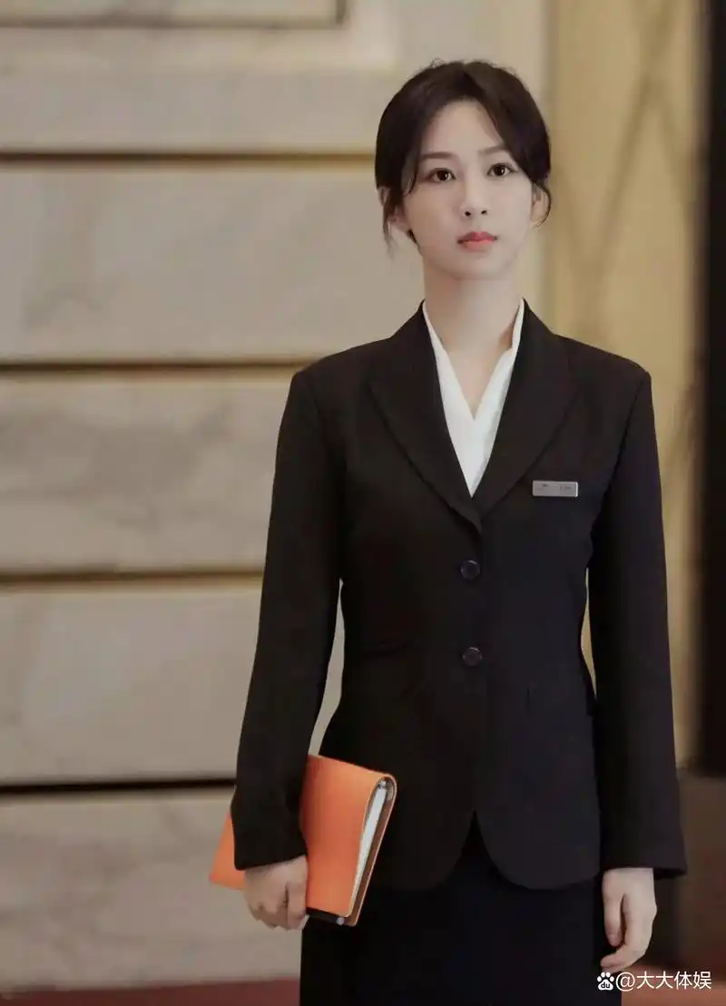 杨紫《承欢记》拉垮点都压不住女配,三种穿搭,职场,邻家,少女