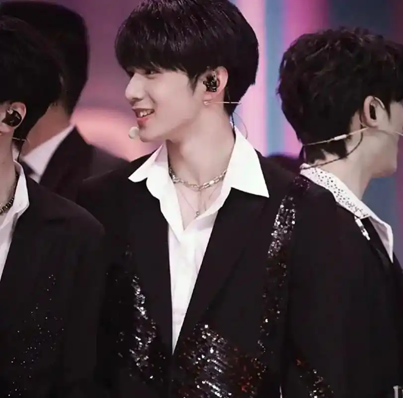 来说说你讨厌的梗吧,不分主场.#刘耀文 #贺峻霖 #时代少年 - 抖音