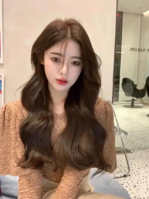 卷发中长发长发女生标配法式大波浪卷