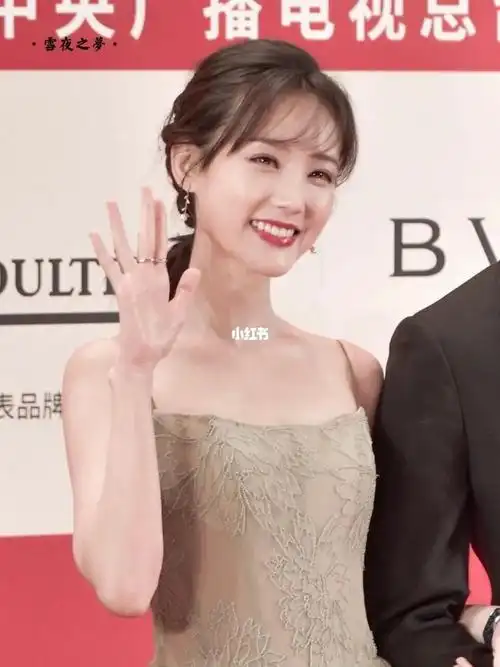 李一桐| 月牙笑也太可爱了93_李一桐_娱乐_明星娱乐