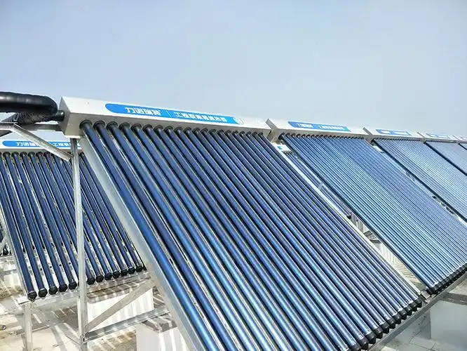 力诺瑞特太阳能集热器及容积式燃气热水器联供系统