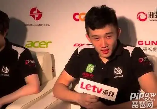 死亡宣告怒砸vg基地电脑 比uzi更火爆的职业选手