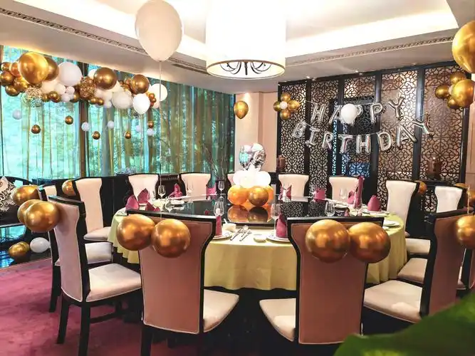 生日布置 定了包间布置,选对了效果很满意