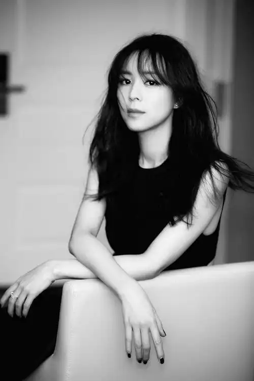 自称手段过人的张静初,最终落得这样的下场