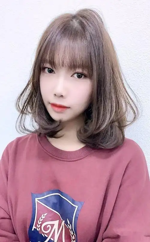 2020最新流行不长不短发型