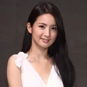 林依晨清纯可爱微信头像9