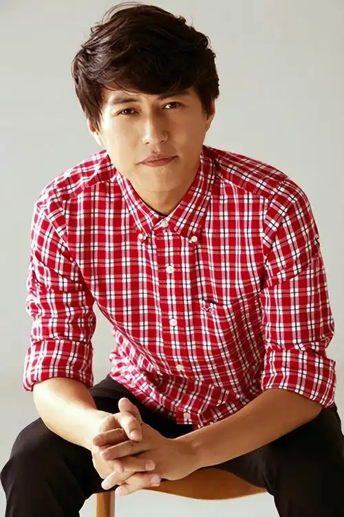 靳东个人资料简介,靳东介绍