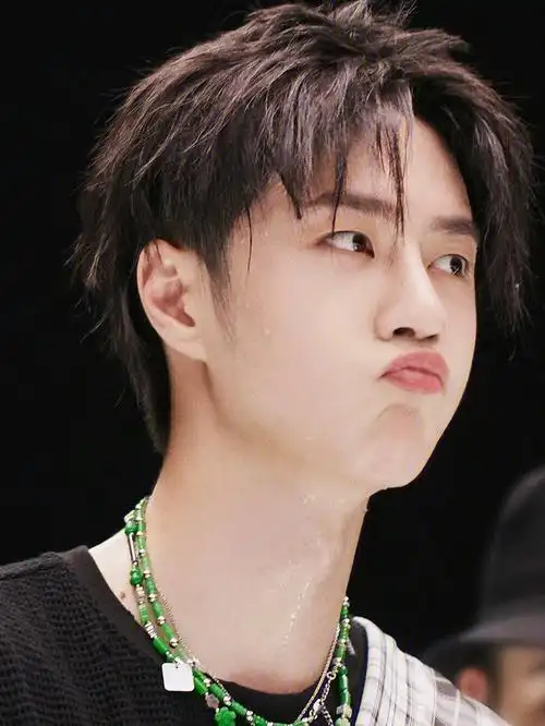 王一博姐姐你看我可爱吗