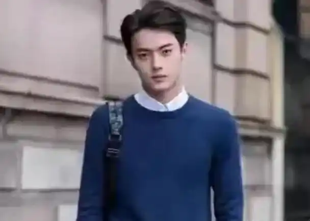 拒资本丑孩子带来的审美降级,看普通人家孩子"横店小王子"许凯