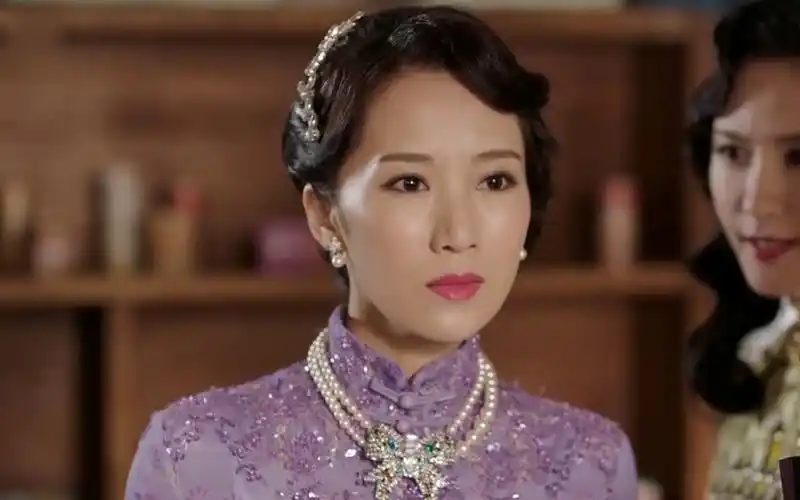 【析言阁】《远大前程大结局》李念化身娇艳名媛露伶春,结局却因背叛