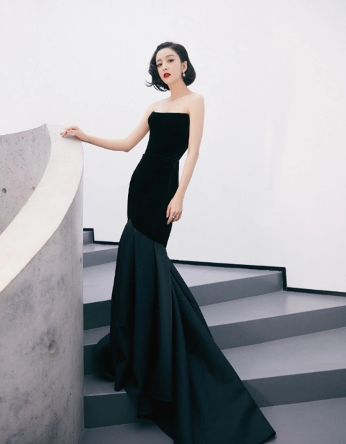 四季美学形象管理师敏敏cosmo时尚盛典红毯明星造型年会礼服借鉴