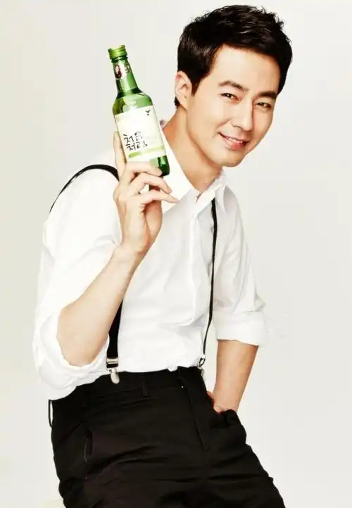 赵寅成高俊熙代言2013初饮初乐烧酒cf