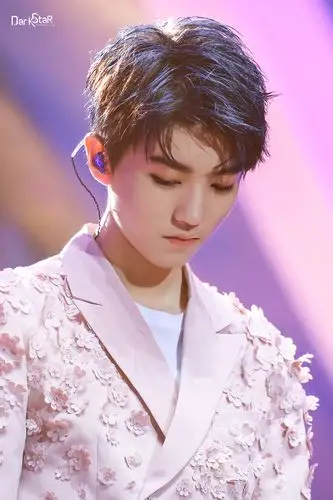 王俊凯# #tfboys王俊凯# #tfboys# crdark_star王俊凯个人站