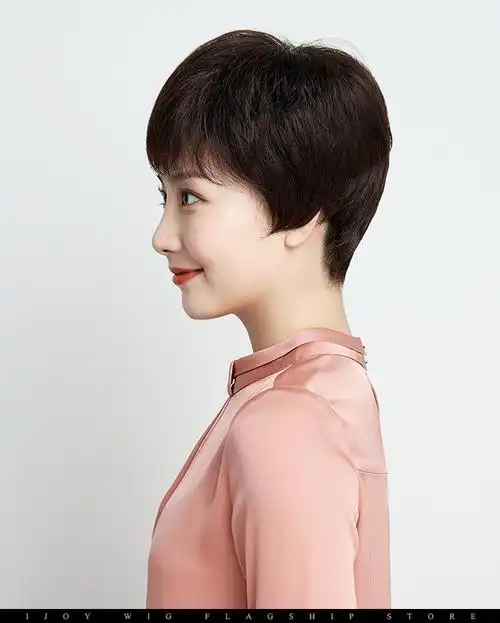 佰丝堂假发女短发时尚妈妈款短直发中老年透气假发套逼真自然发型
