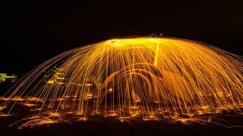 灿烂的火树银花夜景