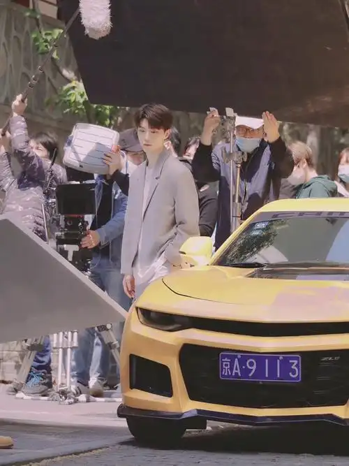 范丞丞壁纸第一弹