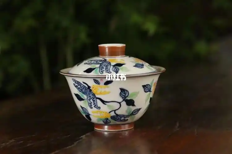 等于堂青花斗彩三多盖碗