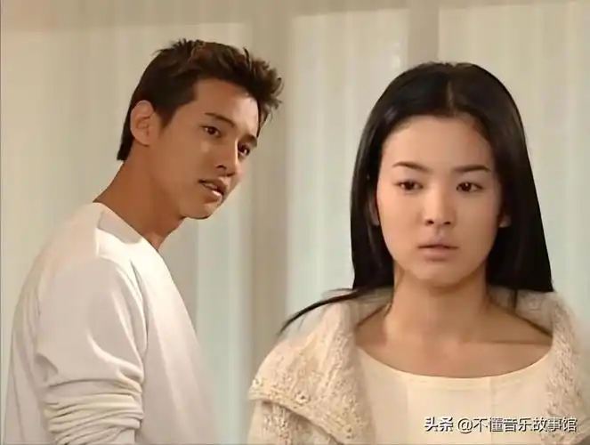 由宋慧乔,宋承宪,元彬,韩彩英主演的爱情剧是当年的韩国收视冠军.