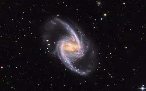 银河系在宇宙中算老几看完盖亚和哈勃拍的照片才知道它多渺小