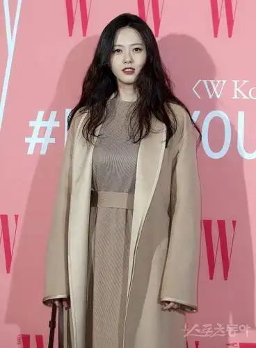 (图巨多,慎入)高雅拉最美的时候是在拍请回答199.