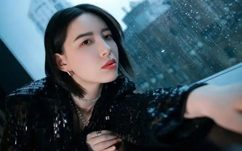 李斯丹妮写真壁纸图片(8/8)