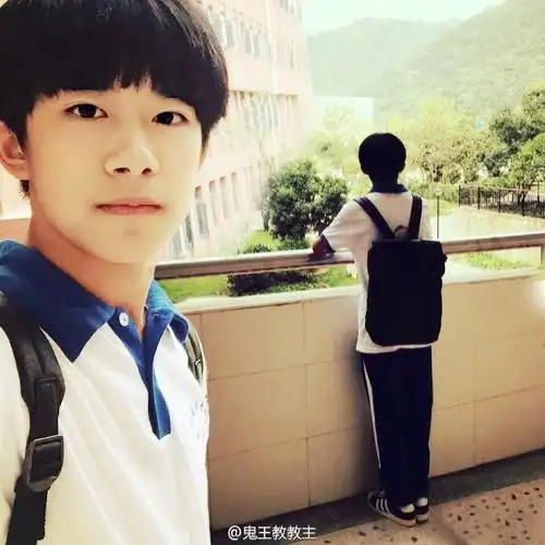 高中生易烊千玺
