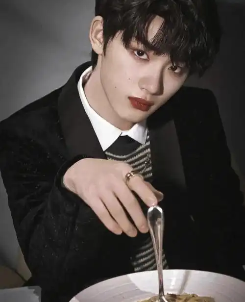 时代少年团西装杀