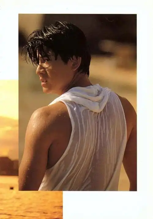 郭富城1992年年轻帅气精选写真集图片