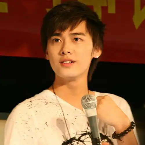 15岁收到人生第一张纸条好男儿李易峰的早恋故事