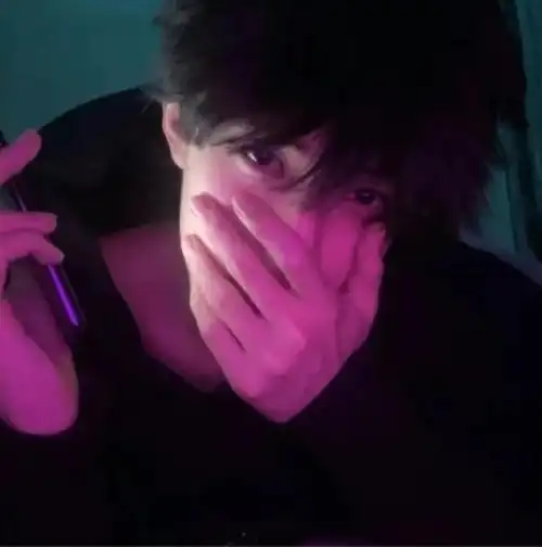 帅帅的男生头像