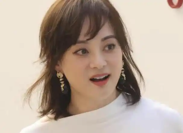 深圳这一夜大方自然的孙俪打了娱圈多少白幼瘦的脸