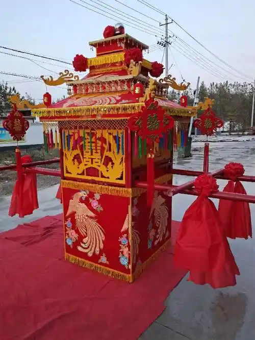 花轿中式八抬折叠实木木质婚庆出租新娘迎亲节庆布艺用品