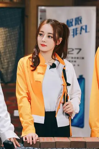 迪丽热巴《极限挑战》呆萌图片