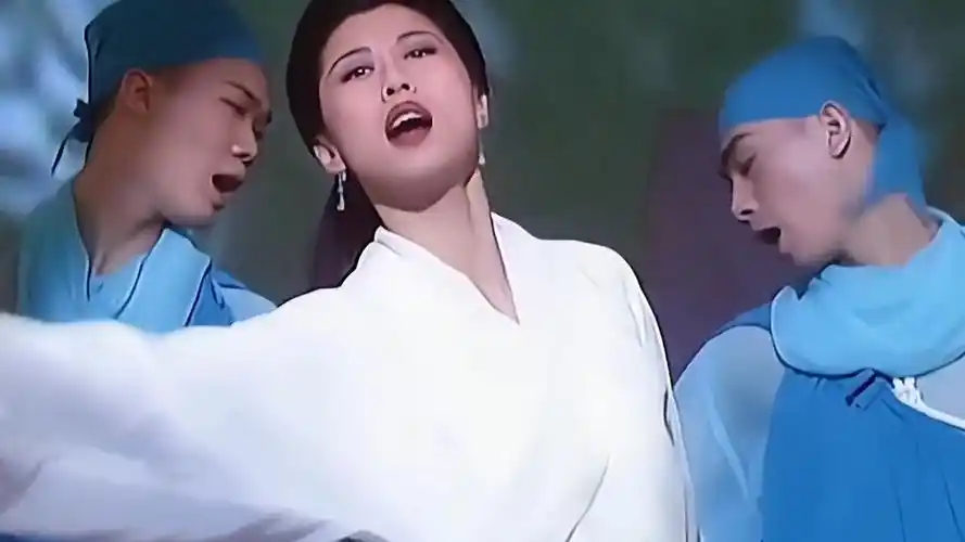 叶倩文再唱《潇洒走一回》,霸气不减当年,曼妙舞姿太醉人了