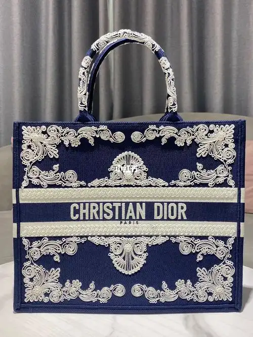 dior大号booktote手袋