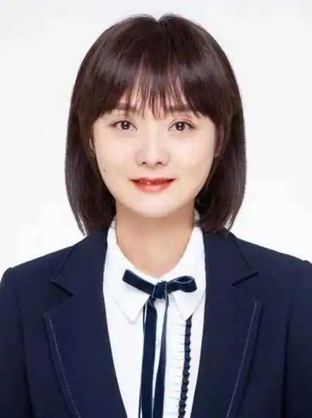 领衔人:杜 玲南充市杜玲名教师工作室01/根据《南充市名校长名班主任