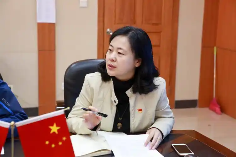 落实计划 交流贯通 精细实施 ——和平街一中莲葩园