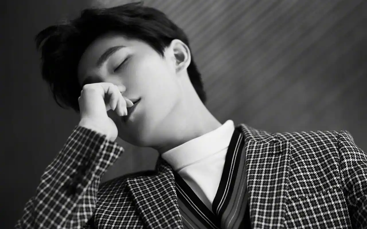 杨洋儒雅绅士写真图片桌面壁纸高清大图预览1920x1200_大陆明星下载