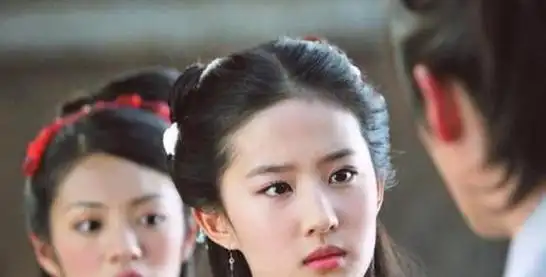 从章子怡周迅到刘亦菲,大荧幕纷纷转战小荧屏,是否代表电影衰落