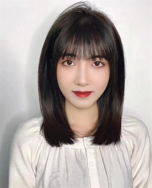 2023最值得剪的发型 甜美百搭锁骨发_职场发型 - 美发站