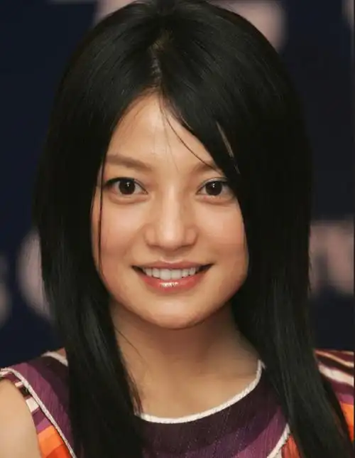 赵薇母亲晚年遭遇巨变!儿子离婚,女儿封杀,丈夫因病去世