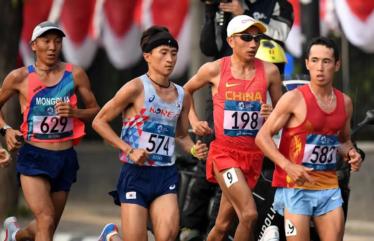 体育精神不容亵渎!港珠澳大桥半马事件激起公众愤怒与反思