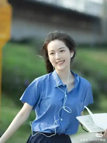 漂亮姐姐街拍写真