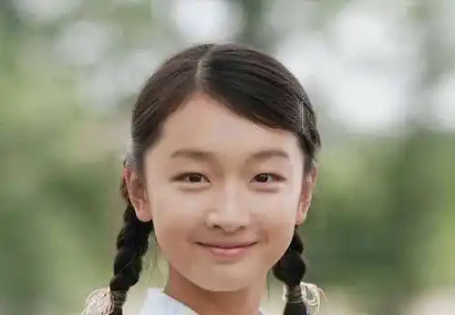 与易烊千玺入围金像奖影帝相比,周冬雨能否拿下金像奖影后更耐人寻味