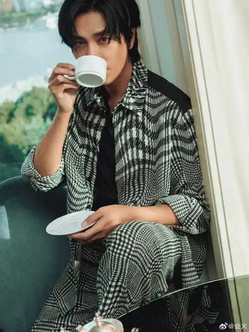 陈坤过年也胖了